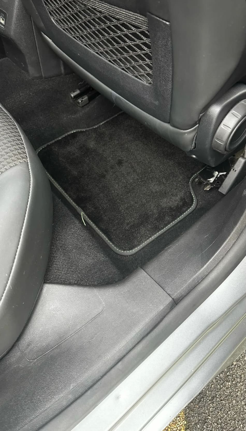 Tapis après aspiration complète, moquette impeccable